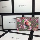 Gucci High Quality Handbags 451