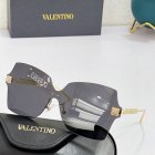 Valentino High Quality Sunglasses 652
