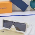 Louis Vuitton High Quality Sunglasses 4576