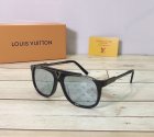 Louis Vuitton High Quality Sunglasses 423