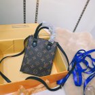 Louis Vuitton High Quality Handbags 910