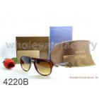 Gucci Normal Quality Sunglasses 574