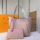 Louis Vuitton Original Quality Handbags 927