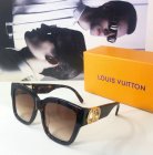 Louis Vuitton High Quality Sunglasses 5277