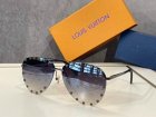 Louis Vuitton High Quality Sunglasses 4679