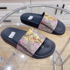 Gucci Men's Slippers 83