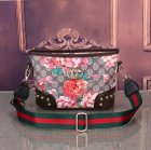 Gucci Normal Quality Handbags 857