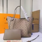 Louis Vuitton Original Quality Handbags 925