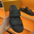 Louis Vuitton Men's Slippers 37