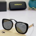 Versace High Quality Sunglasses 679